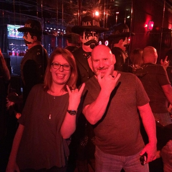 Meet your Posher, Sheila - Picture 2 of 5